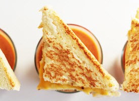 DIY-Grilled-Cheese-Soup-Shooters