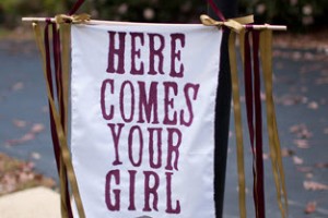 DIY-Here-Comes-The-Bride-Banner