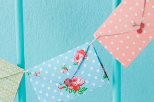 diy-envelope-bunting-banner